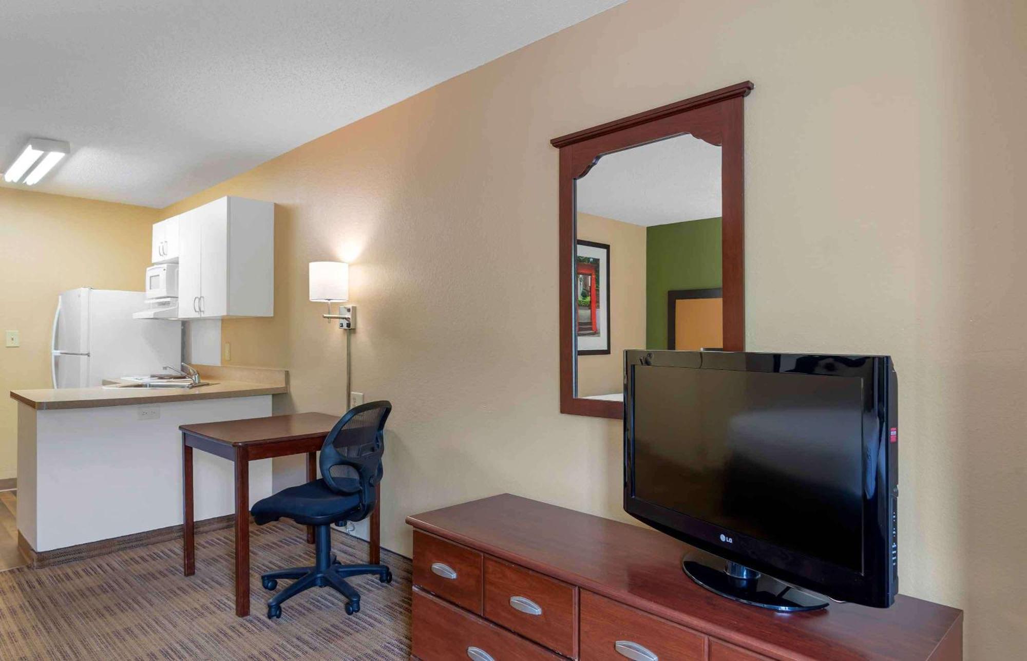 Extended Stay America Suites - Atlanta - Perimeter - Crestline Ngoại thất bức ảnh