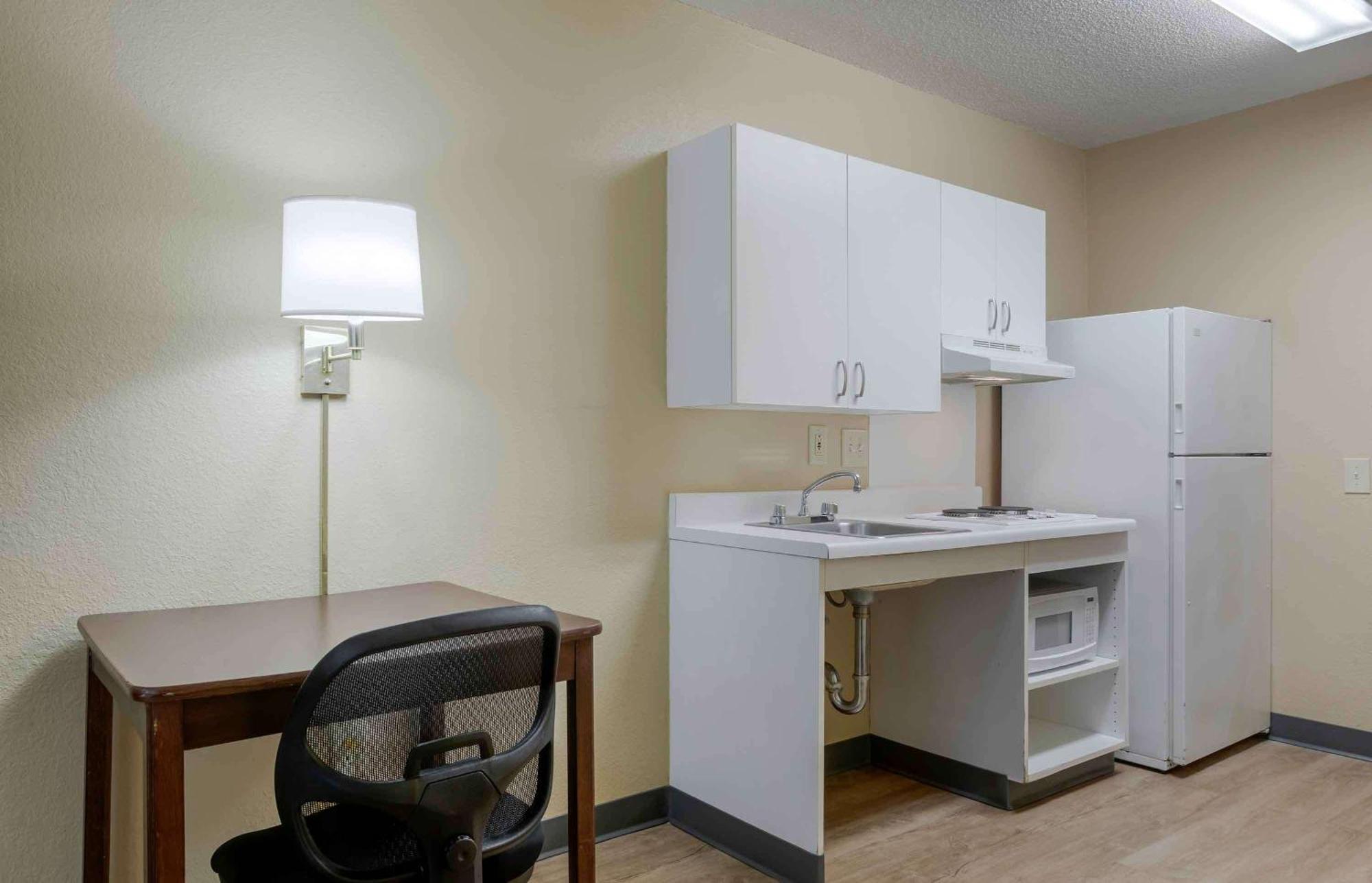 Extended Stay America Suites - Atlanta - Perimeter - Crestline Ngoại thất bức ảnh