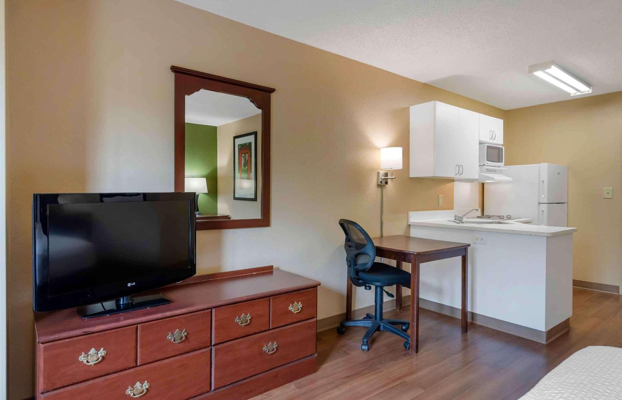 Extended Stay America Suites - Atlanta - Perimeter - Crestline Ngoại thất bức ảnh