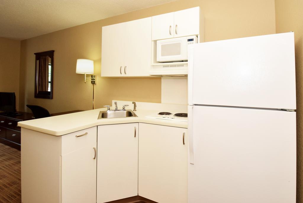 Extended Stay America Suites - Atlanta - Perimeter - Crestline Ngoại thất bức ảnh